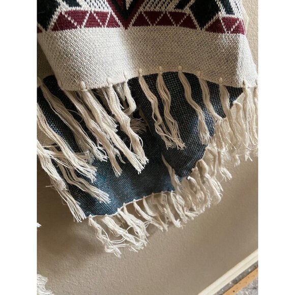 Lucchese Lightweight Alpaca Cape Peruvian Poncho One Size Beige Multi Coastal - Picture 4 of 6